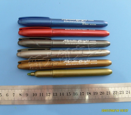 metallic marker